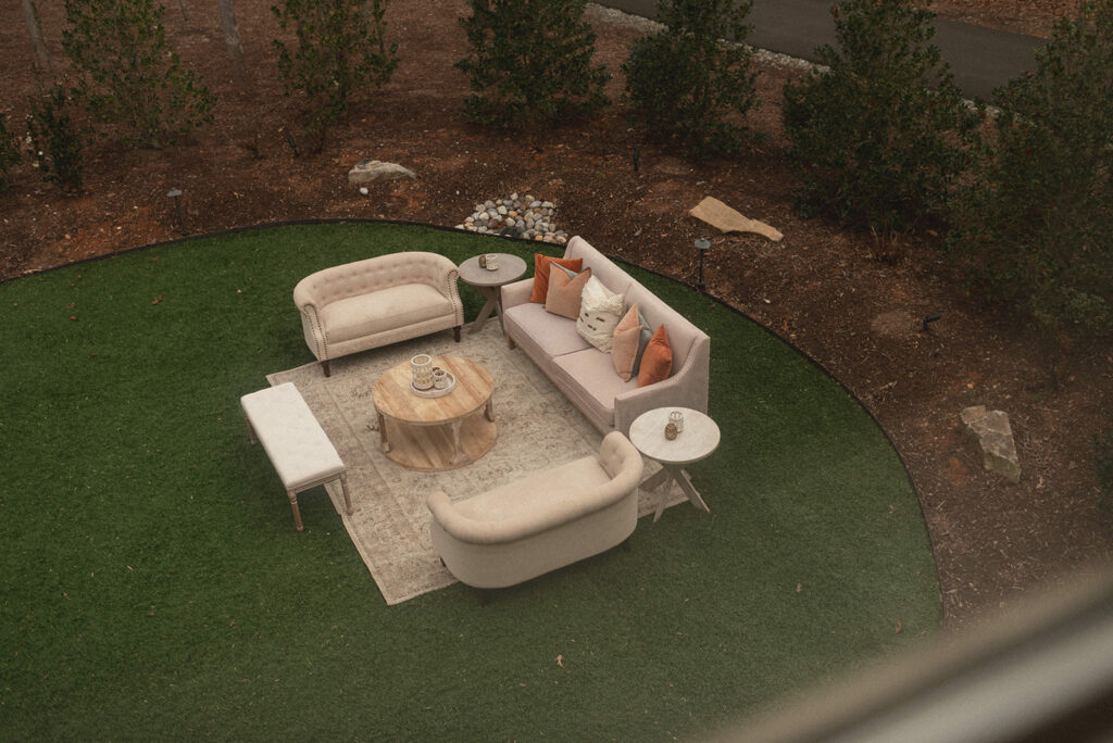 lounge seating on lawn at Raleigh North Carolina wedding venues