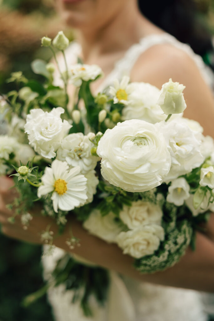 white wildflower wedding bouquet 
