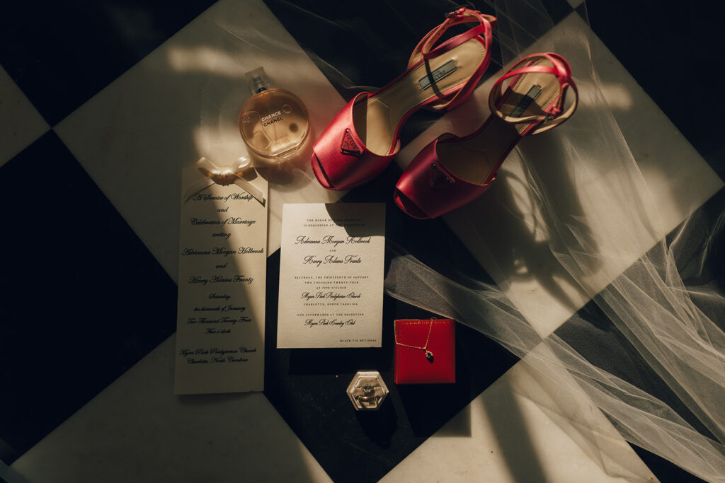 wedding accessories and details 